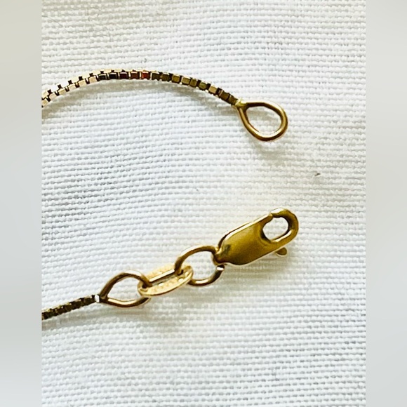 14 Karat Gold Heart Necklace 19 inches - Picture 4 of 4